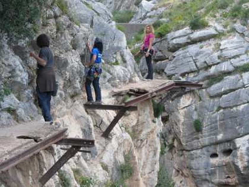 Impresionante paseo por el Camino del Rey - Van Dam Estates