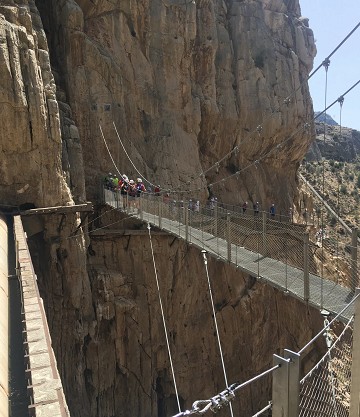 Impresionante paseo por el Camino del Rey - Van Dam Estates