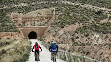 Rutas verdes para caminar y andar en bicicleta - Van Dam Estates