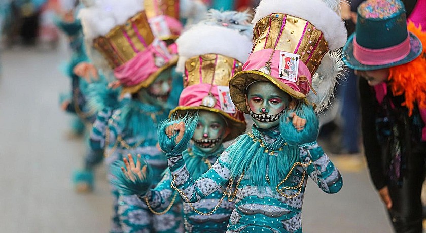 Extravagant carnival in Torrevieja - Van Dam Estates