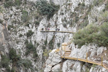 Abenteuerliches Wandern in Relleu - Van Dam Estates