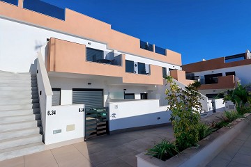 Luxury penthouse in Pilar de la Horadada ?> - Van Dam Estates