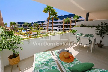 Apartamento de lujo y con ambiente acogedor en Flamenca Village Resort - Van Dam Estates