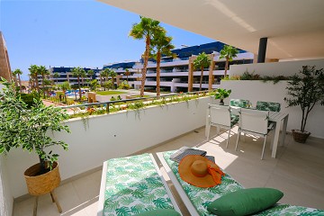 Apartamento de lujo y con ambiente acogedor en Flamenca Village Resort - Van Dam Estates